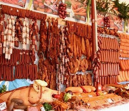 Puneti bani de-o parte daca vreti porc de Craciun: Fermierii avertizează că prețul cărnii se va dubla!