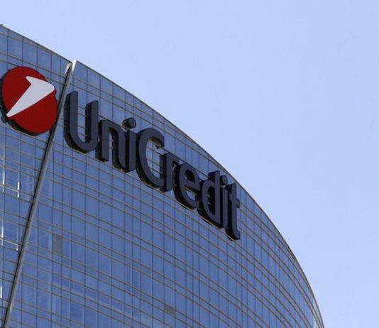 Analisti UniCredit: In 2018 Romania va avea o crestere economica de 3,6% iar deficitul va sari de 3 procente!