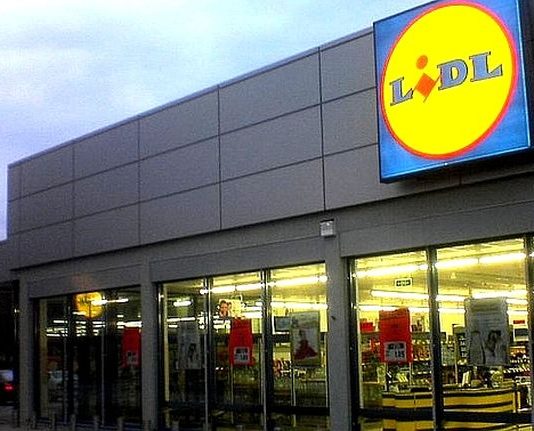 Lidl Romania anunta reducerea programului de functionare a magazinelor