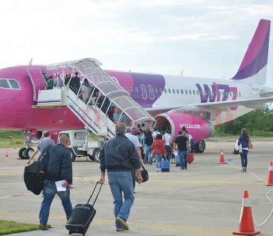 Companiile aeriene se pregătesc de scumpiri ca să-și salveze profiturile!