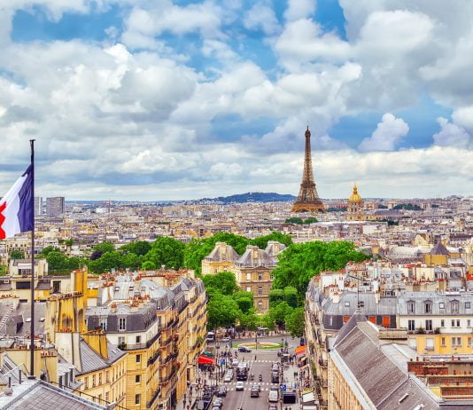 Franta a plafonat pretul la gaze si da populatiei vouchere sa-si plateasca facturile la curent. Guvernul Romaniei doarme