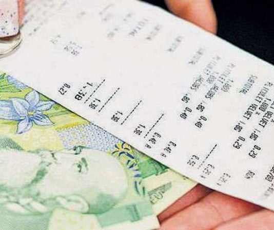 Lege noua adoptata: Bacșișul va fi declarat și impozitat