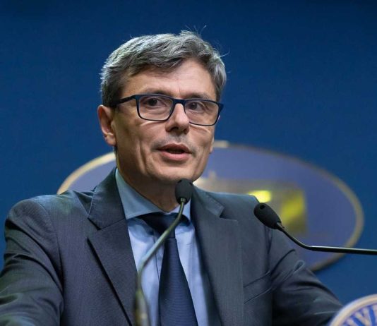 Virgil Popescu: Avem cadru legislativ pentru integrarea hidrogenului din surse regenerabile și cu emisii reduse de carbon în sectoarele industriei și al transporturilor