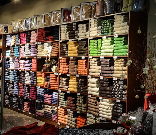 Marea schimbare a anului 2023 in Europa: Tarile UE obligate sa recicleze hainele!