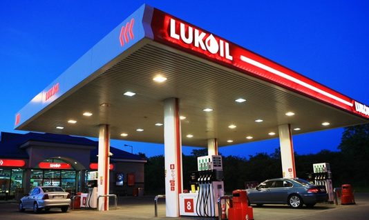 Rusii de la Lukoil au facut profituri uriase anul trecut in Romania si nu au platit impozitele la stat
