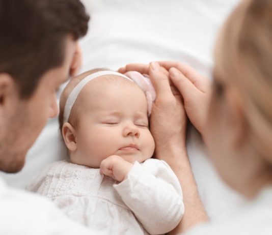 Problema de siguranta nationala: Cum vrea guvernul sa creasca natalitatea in Romania