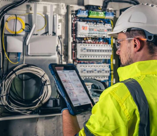 Facturile la energie electrică cresc din ianuarie. Enel e campioană la majorări